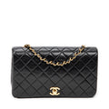 Bolso de hombro Mademoiselle Full Flap de cuero de cordero acolchado negro