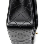 Bolso de hombro Mademoiselle Full Flap de cuero de cordero acolchado negro