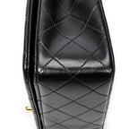 Bolso de hombro Mademoiselle Full Flap de cuero de cordero acolchado negro