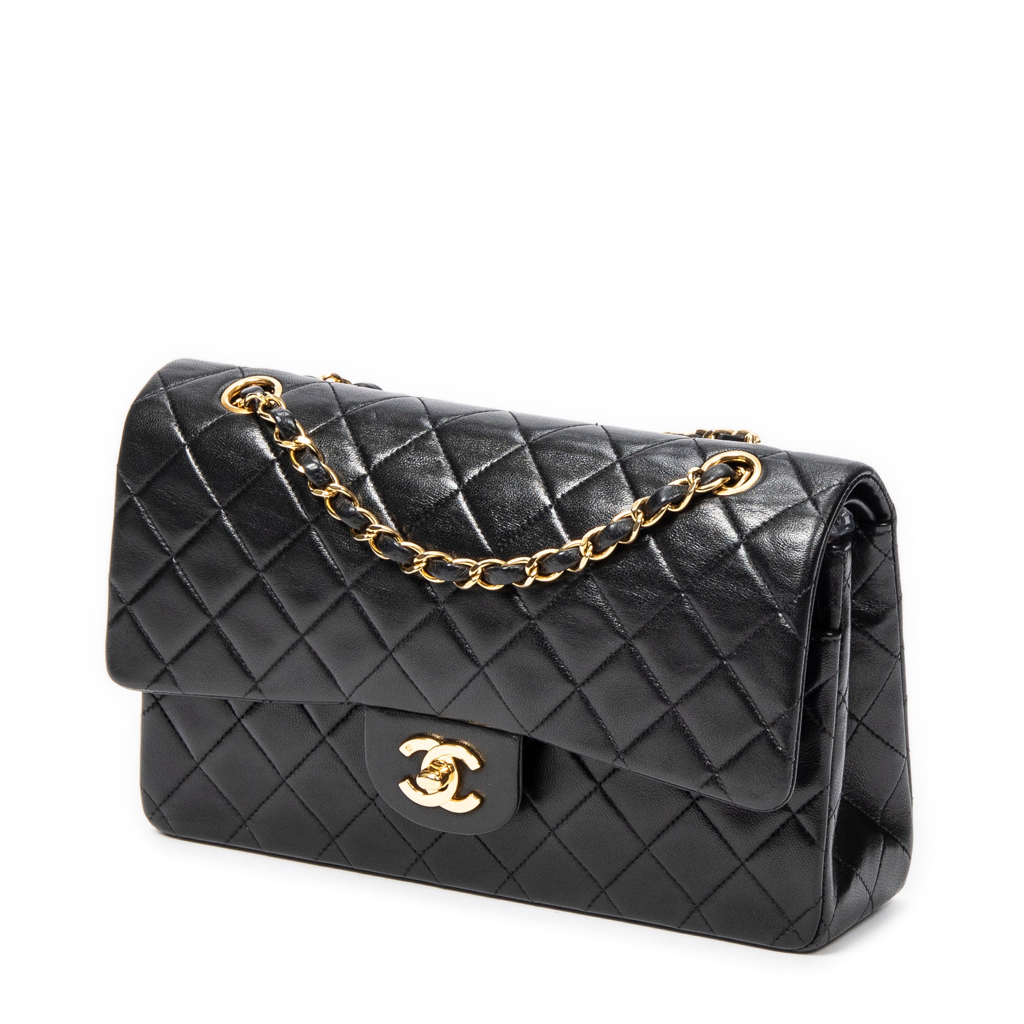 Shoulder bag Classic Double Flap 26 Black Quilted Lambskin Leather