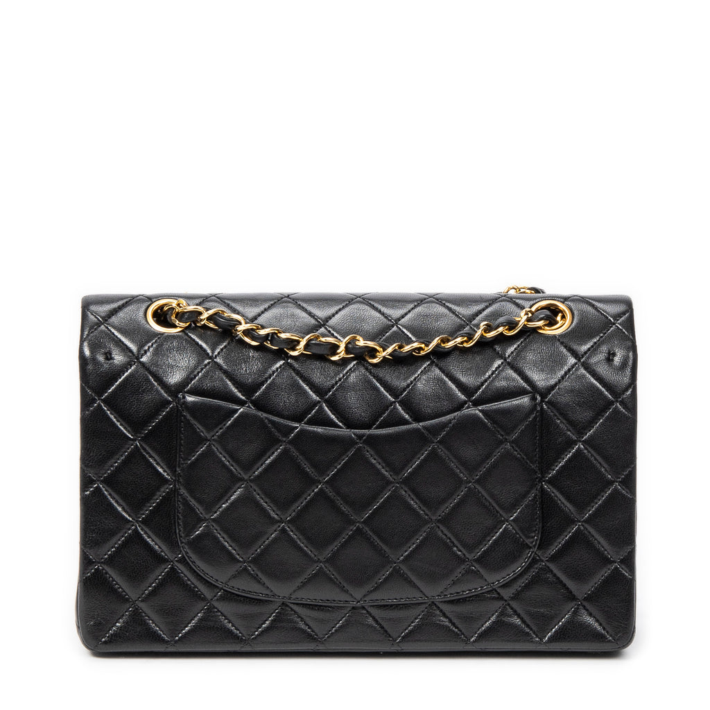 Shoulder bag Classic Double Flap 26 Black Quilted Lambskin Leather