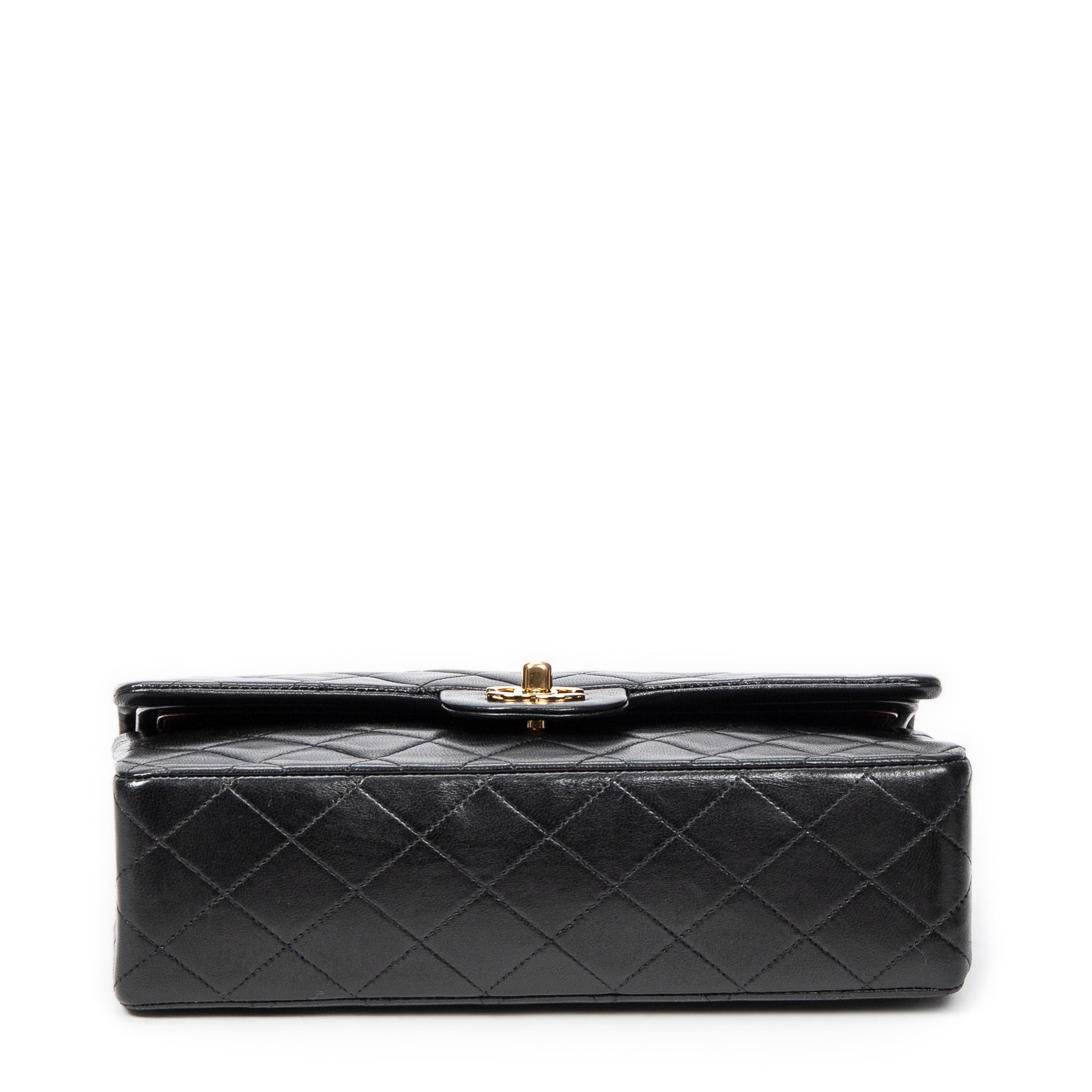 Shoulder bag Classic Double Flap 26 Black Quilted Lambskin Leather
