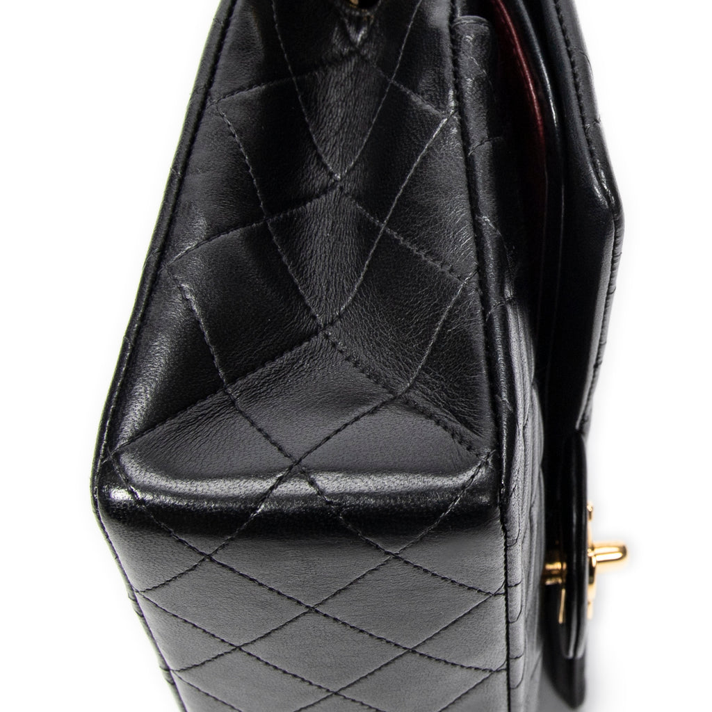 Shoulder bag Classic Double Flap 26 Black Quilted Lambskin Leather