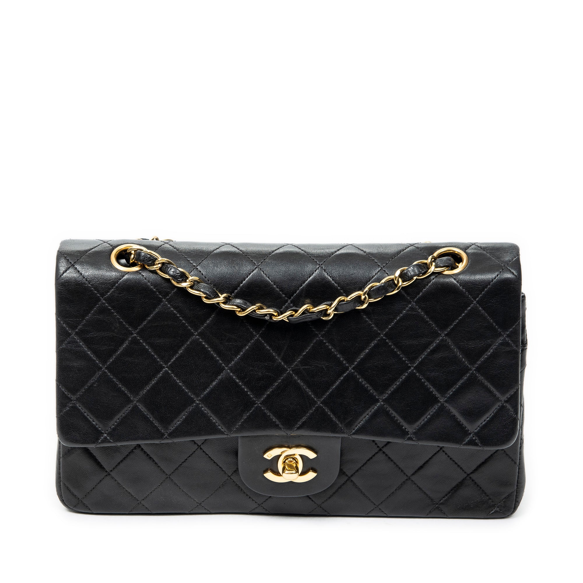 Shoulder bag Classic Double Flap 26 Black Quilted Lambskin Leather