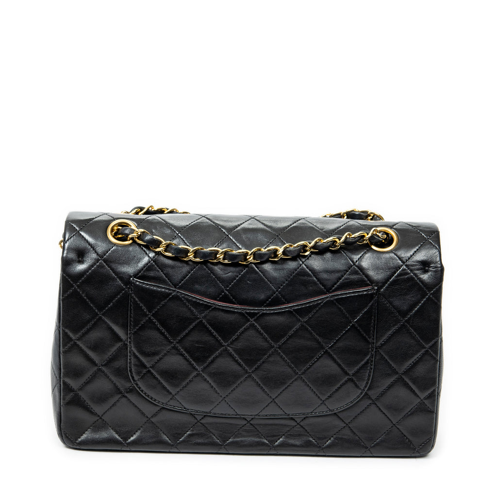 Shoulder bag Classic Double Flap 26 Black Quilted Lambskin Leather
