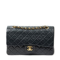 Shoulder bag Classic Double Flap 26 Black Quilted Lambskin Leather