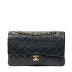 Shoulder bag Classic Double Flap 26 Black Quilted Lambskin Leather