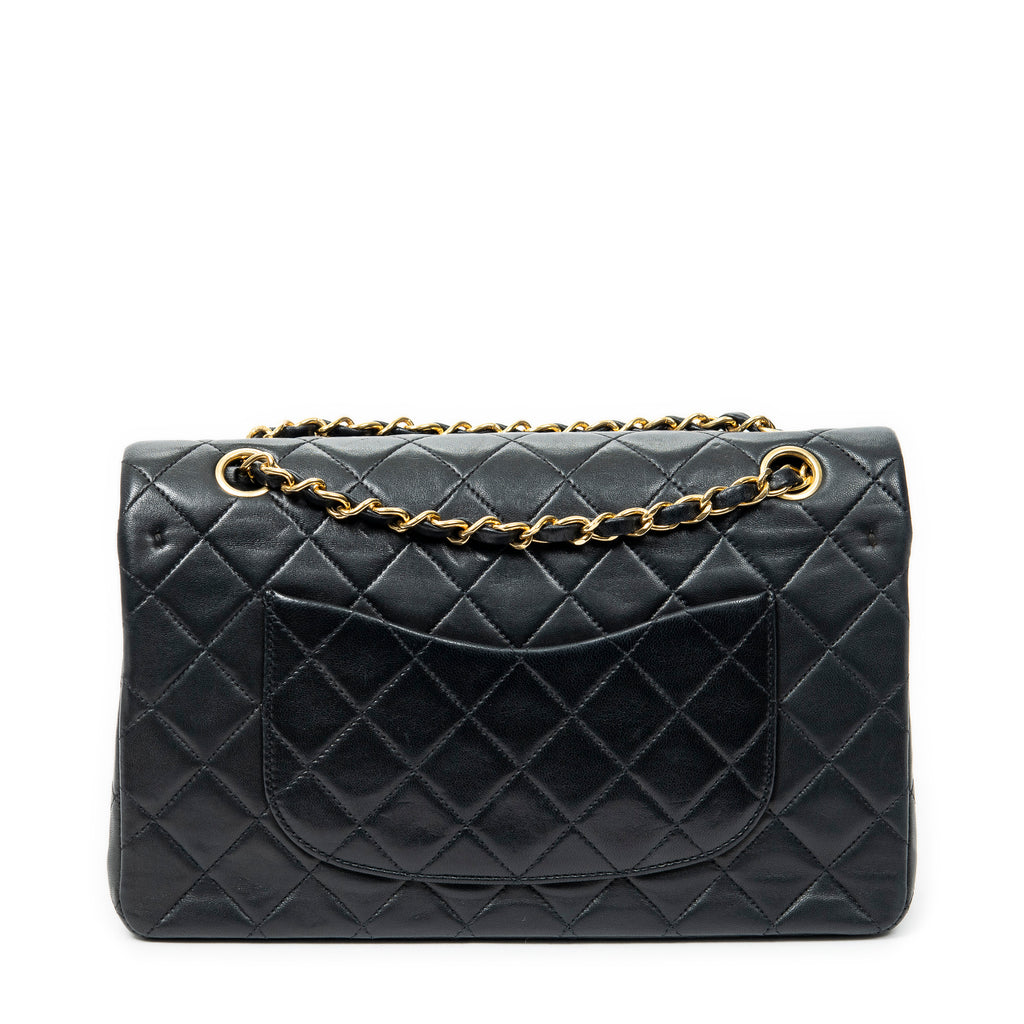 Shoulder bag Classic Double Flap 26 Black Quilted Lambskin Leather