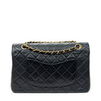 Shoulder bag Classic Double Flap 26 Black Quilted Lambskin Leather