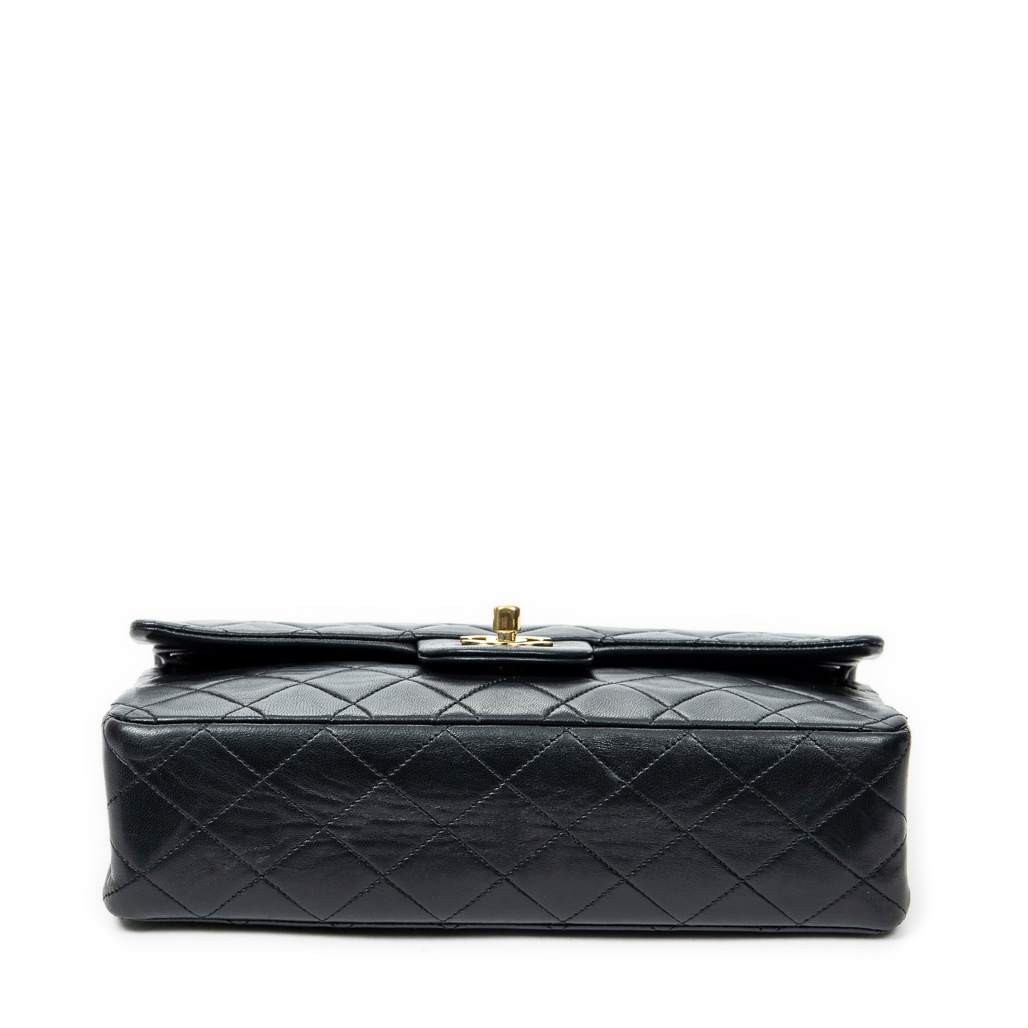 Shoulder bag Classic Double Flap 26 Black Quilted Lambskin Leather