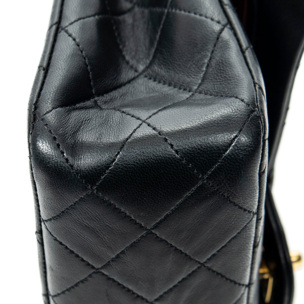 Shoulder bag Classic Double Flap 26 Black Quilted Lambskin Leather