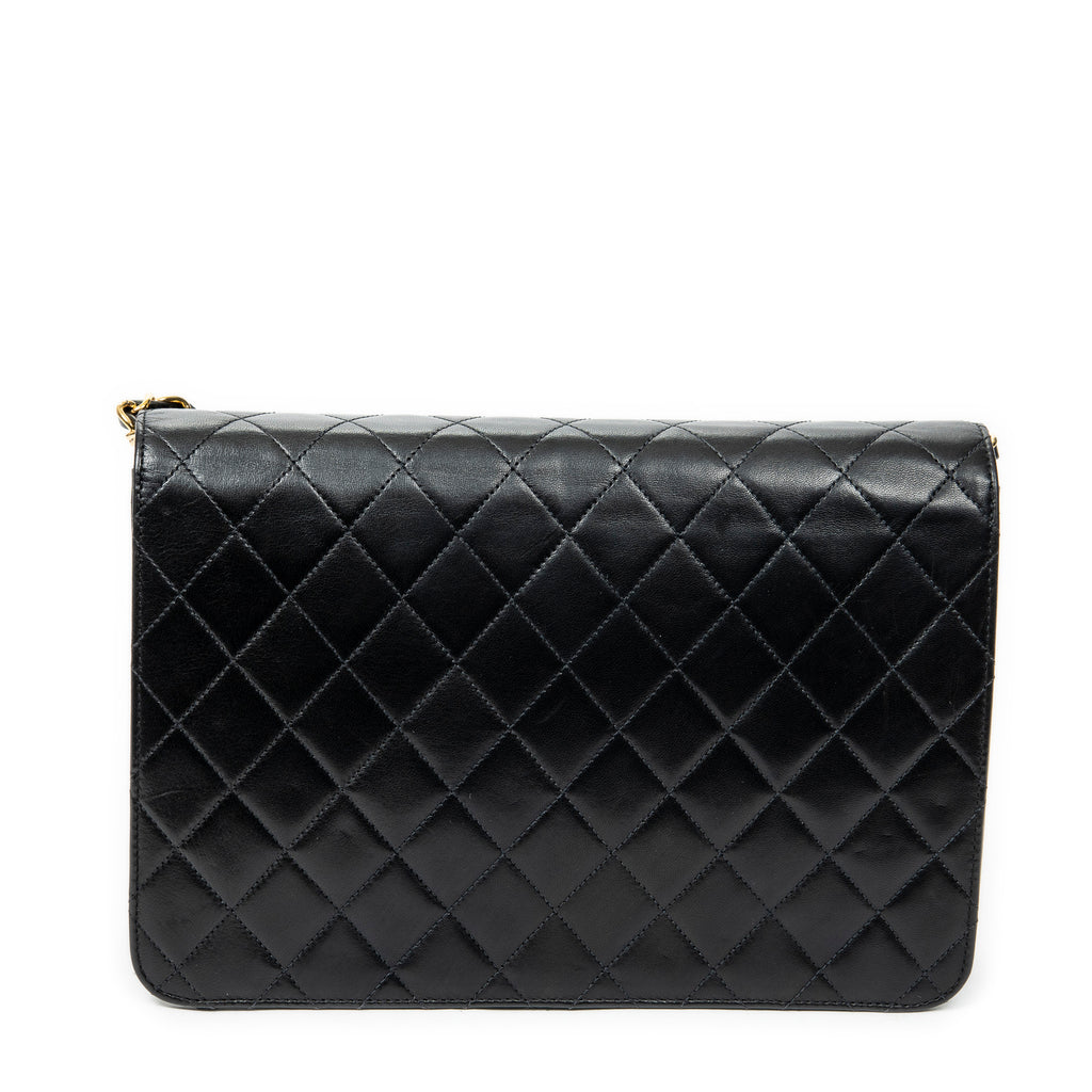 Bolso de hombro vintage con cierre de presión, solapa recta, piel de cordero acolchada negra