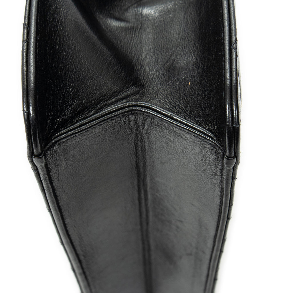 Bolso de hombro vintage con cierre de presión, solapa recta, piel de cordero acolchada negra