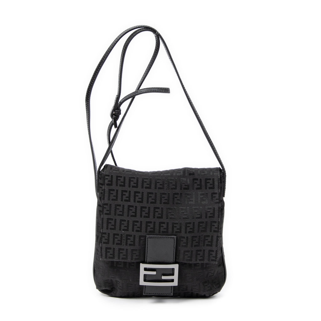 Bolso de hombro con solapa pequeña y bandolera de lona Zucchino negra