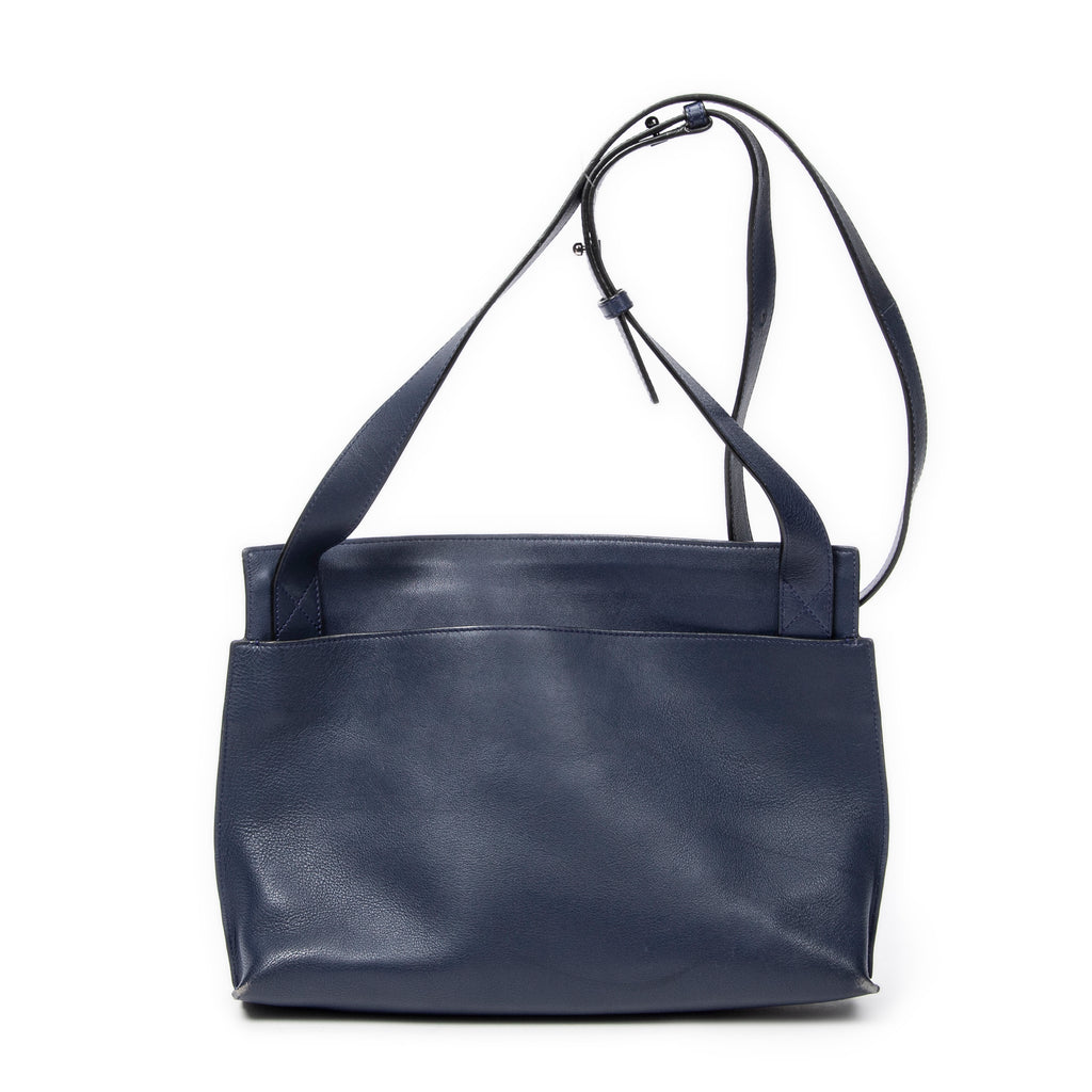 Shoulder Bag Medium T Messenger Navy Calfskin Leather