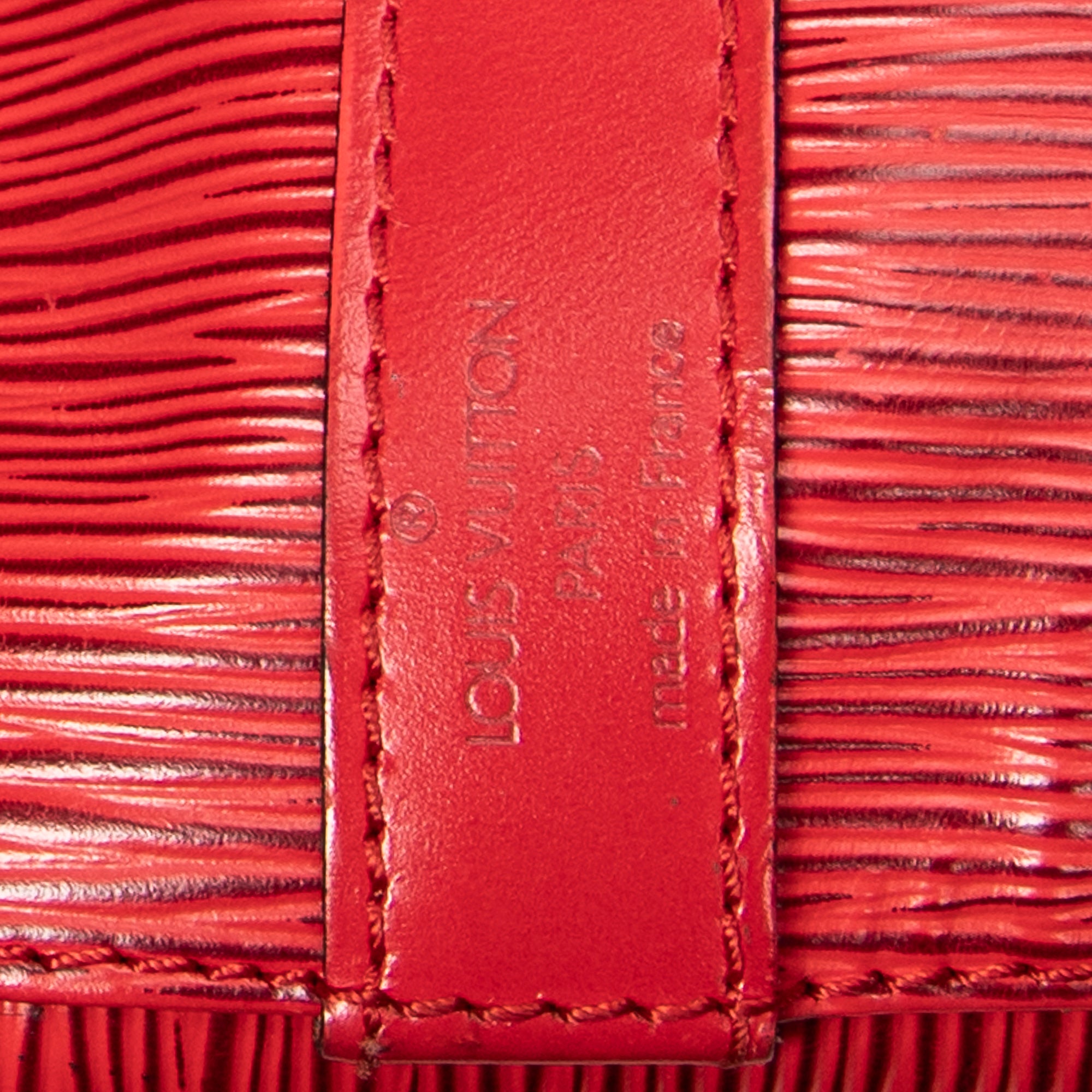 Bolso de Hombro Noe PM Epi Rojo