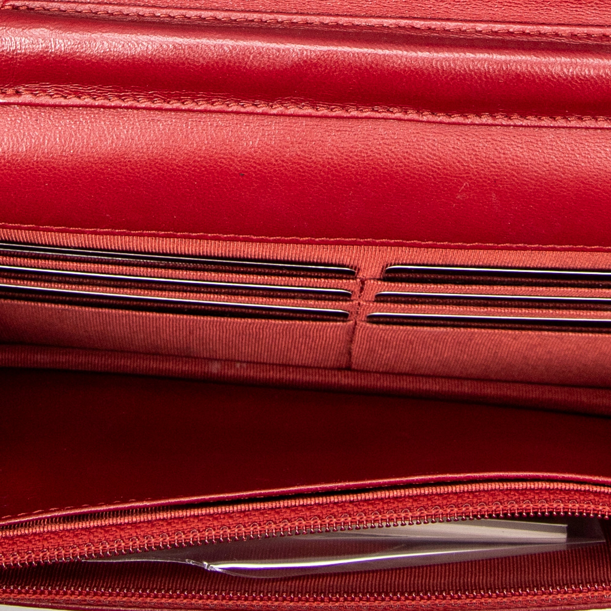Shoulder Bag Classic Wallet on Chain Red Quilted Lambskin Leather