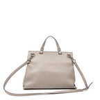 Bolso de hombro mediano de bambú, asa superior diaria, piel de becerro granulada gris