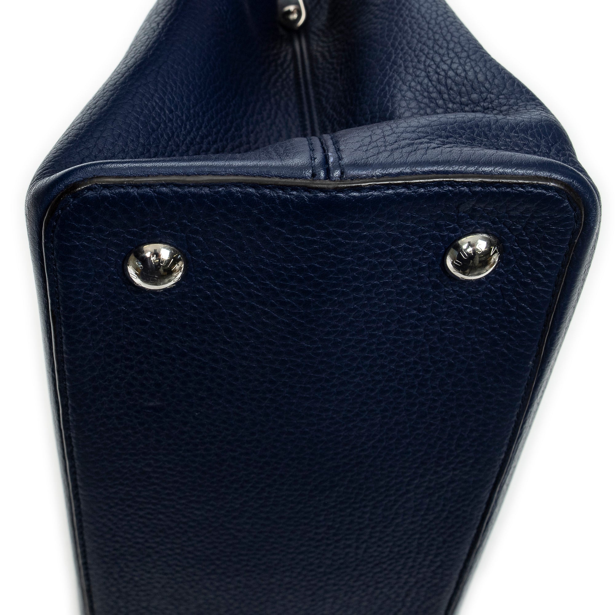 Handbag Capucines MM Navy Taurillon Clemence Leather