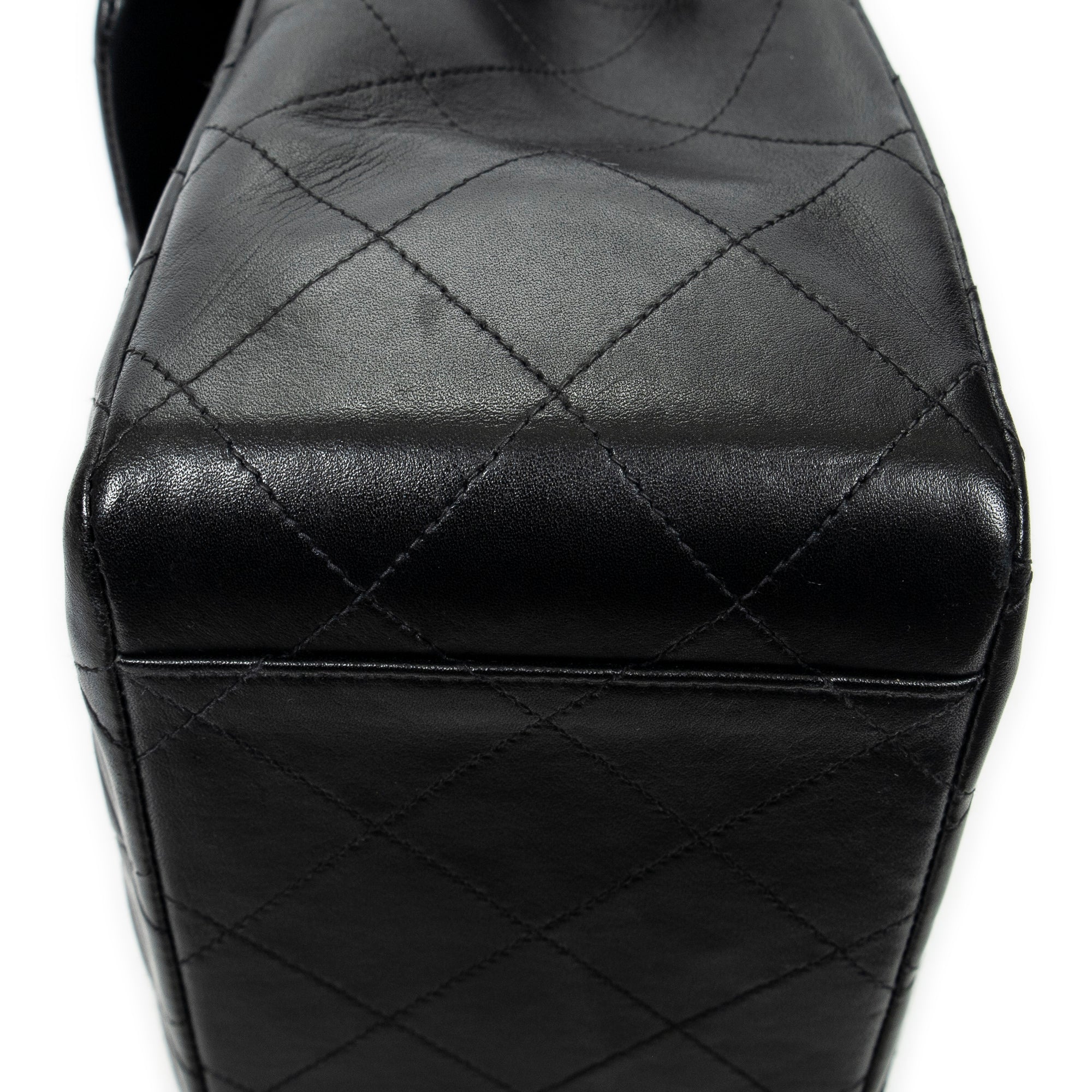 Chanel - Maxi Jumbo XL à rabat - Noir
