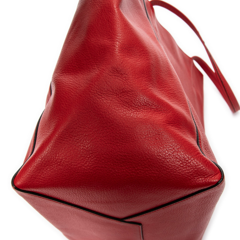 Bolso de Hombro Cabas Phantom Tote Piel de Becerro Granulada Roja