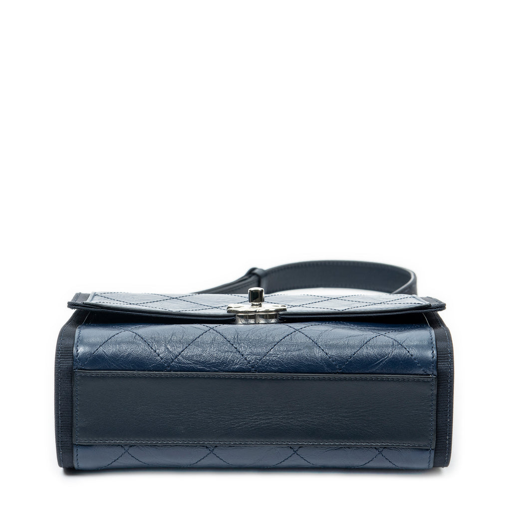 Shoulder Bag CC Single Flap Navy Quilted Crumpled Calfskin Leather