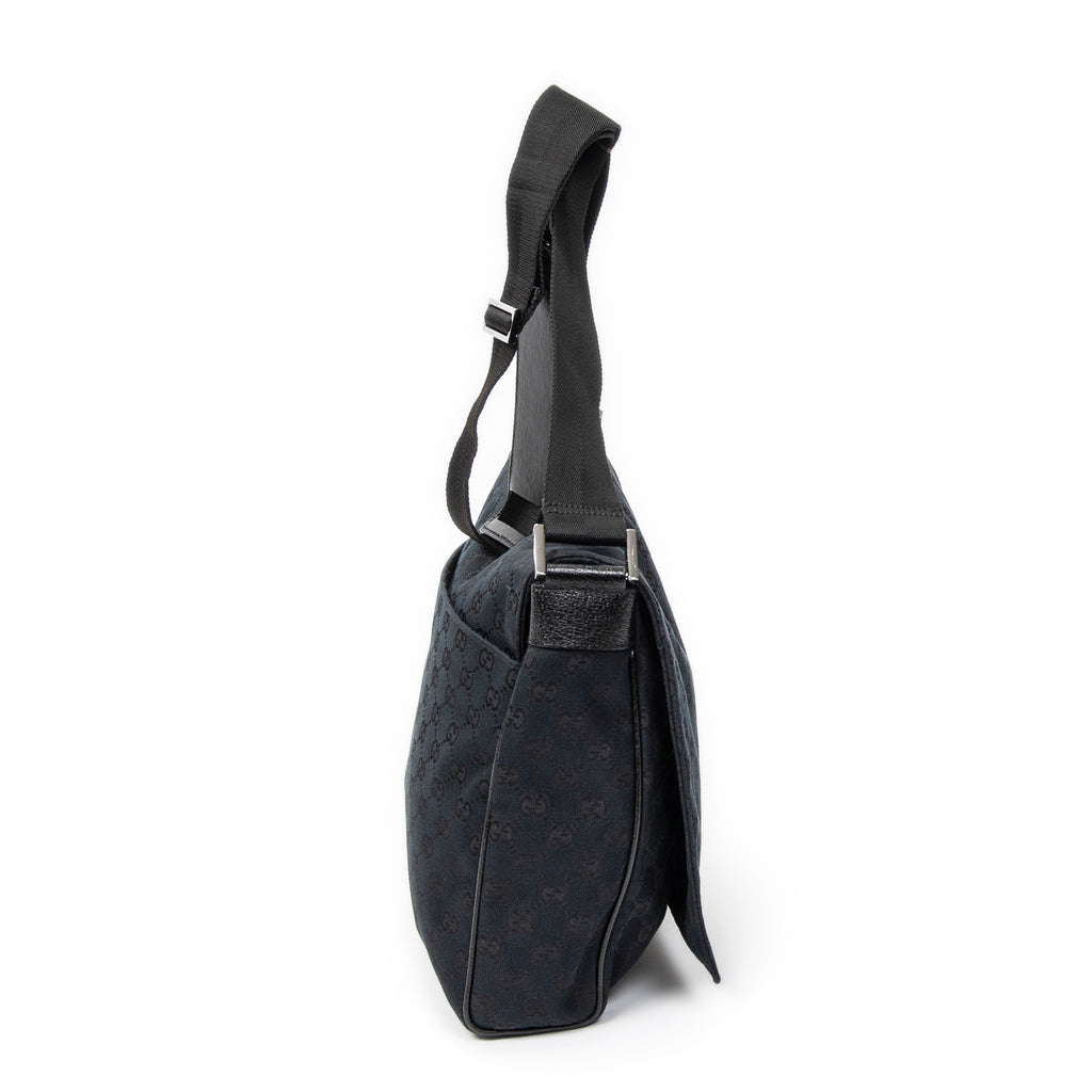 Gucci - Sac bandoulière avec rabat - Noir