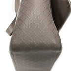 Bandolera Grande de Cuero Gris con Diamantes