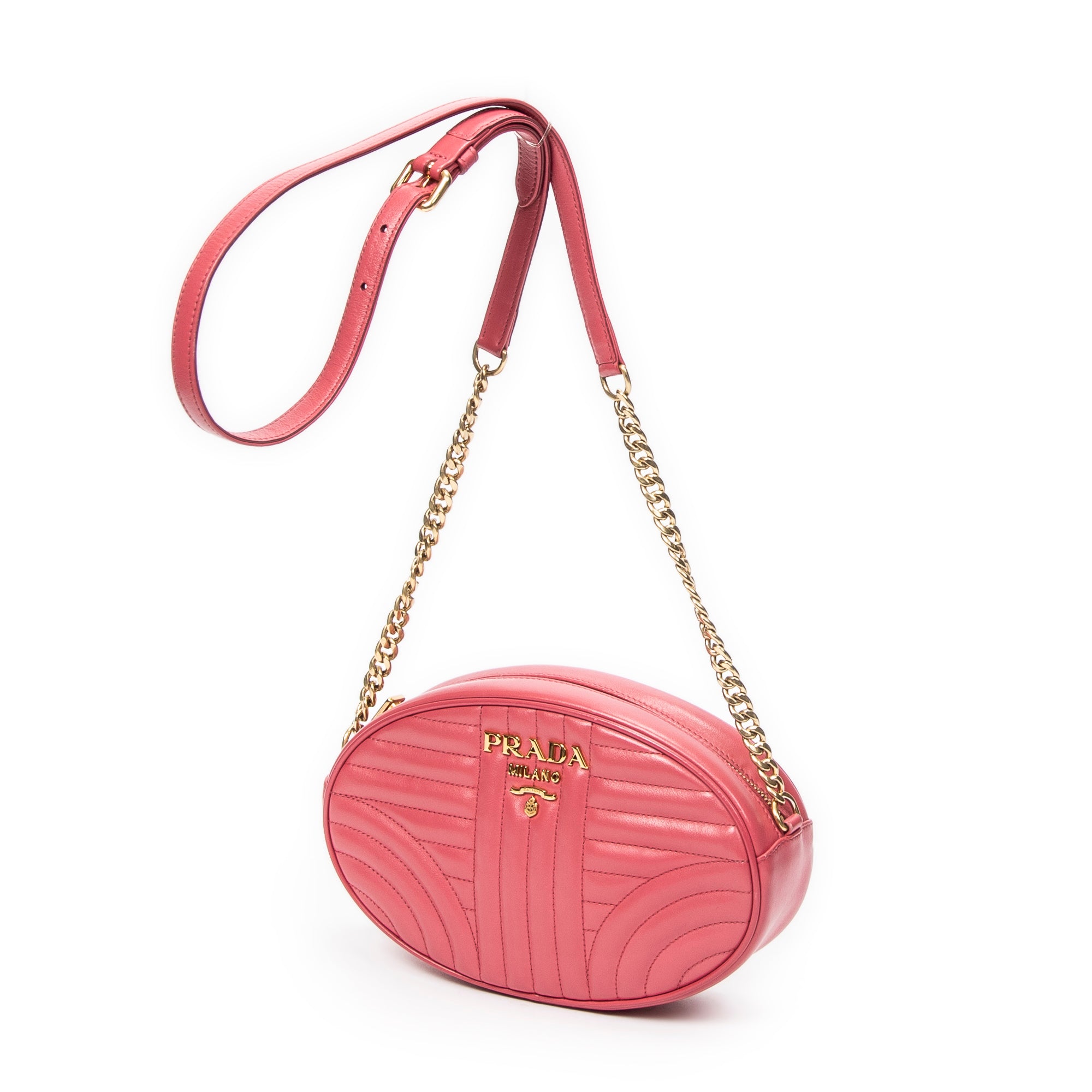 Bolso de hombro Oval Chain Crossbody de cuero matelassé rosa Diagramme
