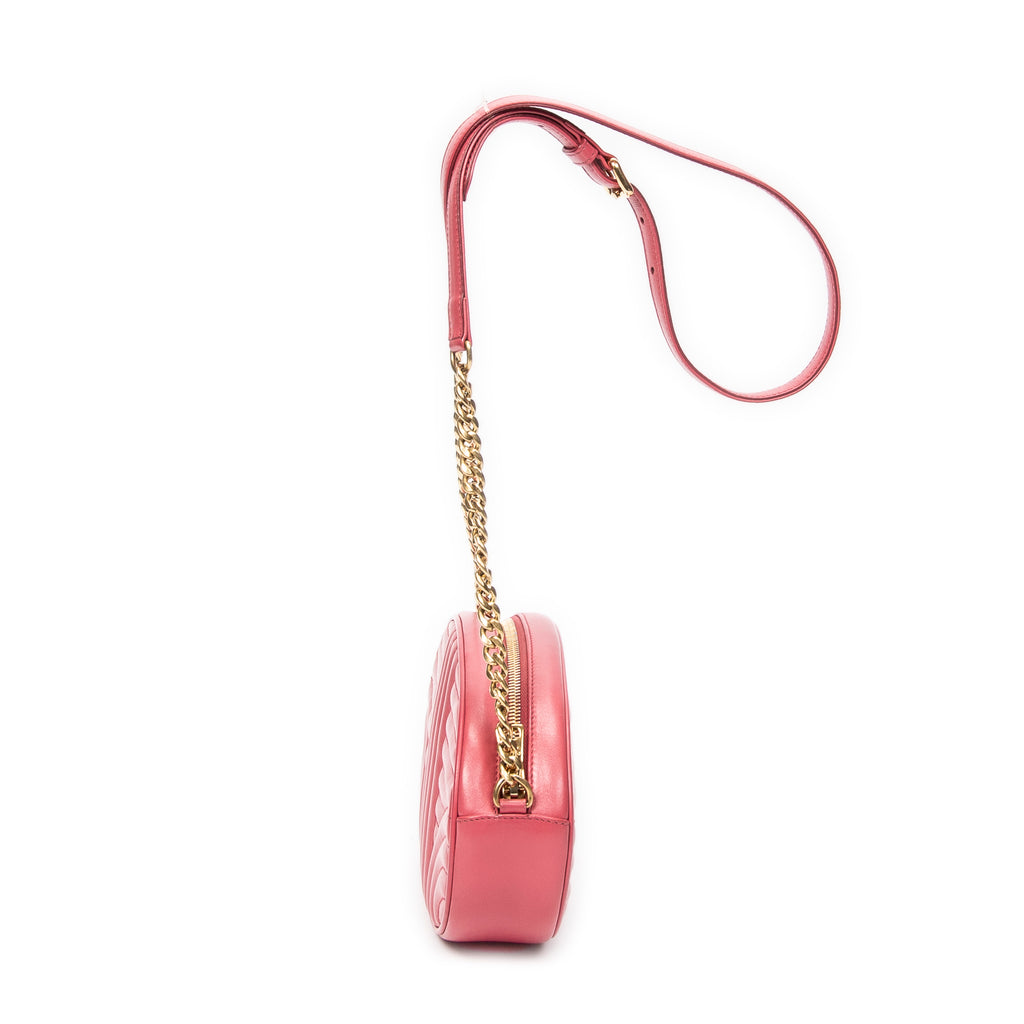 Bolso de hombro Oval Chain Crossbody de cuero matelassé rosa Diagramme