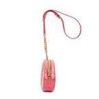 Bolso de hombro Oval Chain Crossbody de cuero matelassé rosa Diagramme