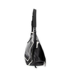 Bolso de hombro con solapa grande, tipo bandolera, de piel de becerro negra