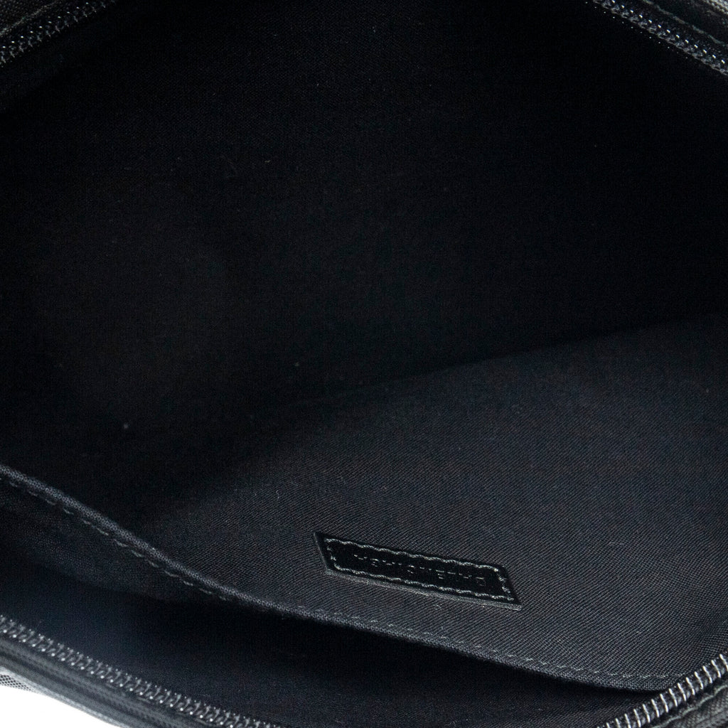 Clutch plano con cremallera Clutch de nailon y lona negro
