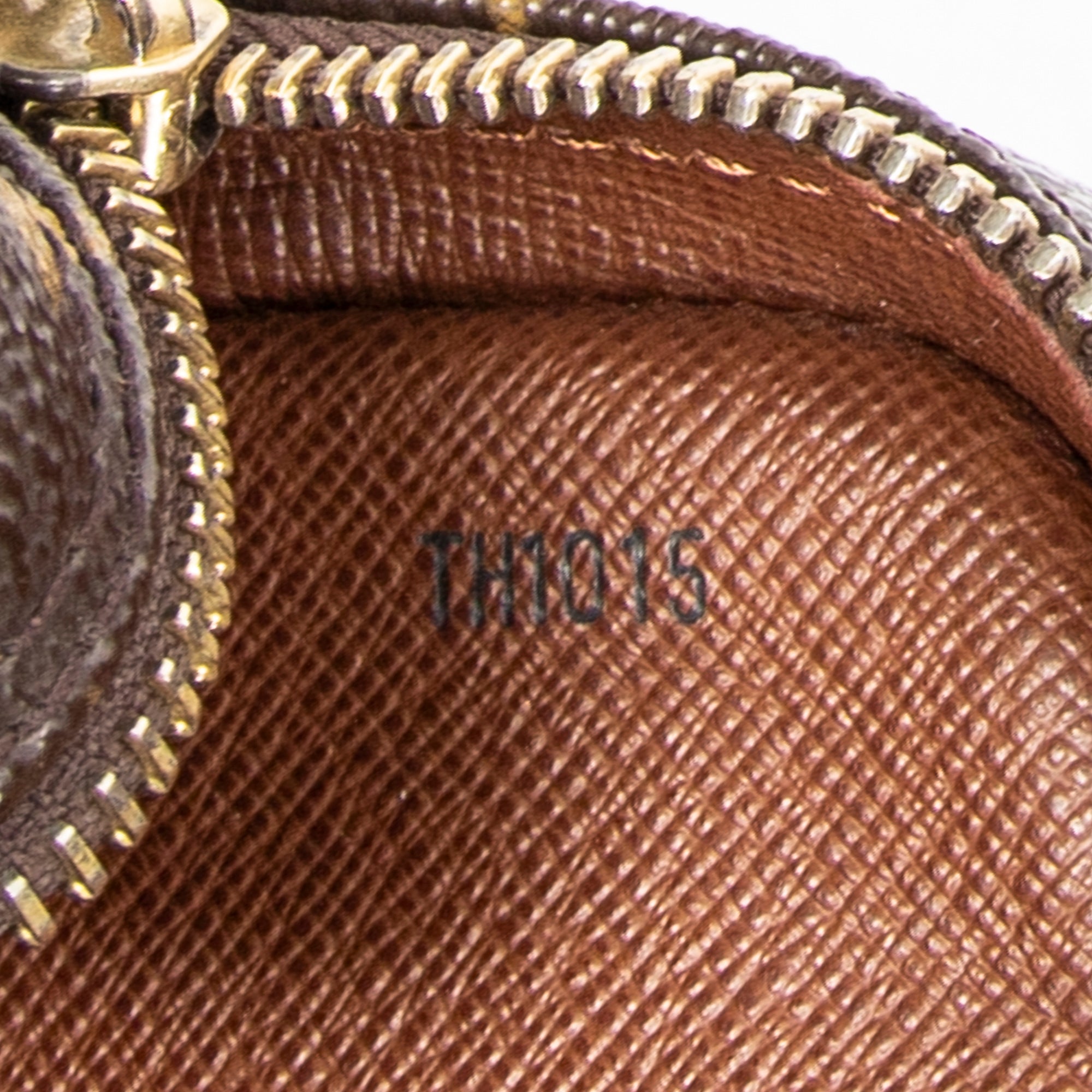 Shoulder Bag Danube Brown Monogram Canvas