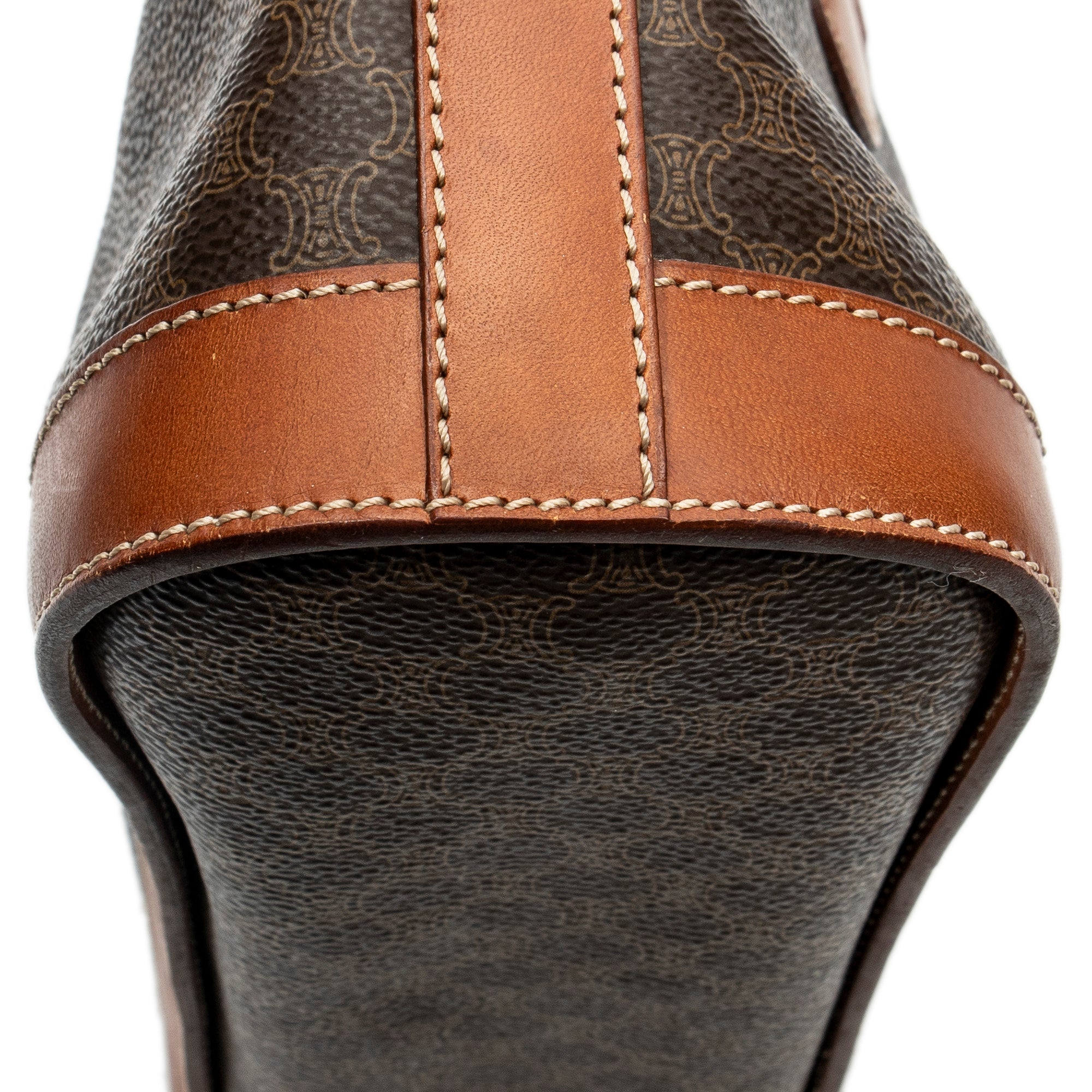 Bolso de hombro tipo cubo Macadam de lona revestida marrón