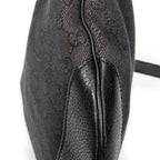 Bolso de hombro Messenger de media luna de lona vaquera negra con monograma