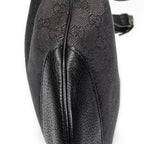 Bolso de hombro Messenger de media luna de lona vaquera negra con monograma