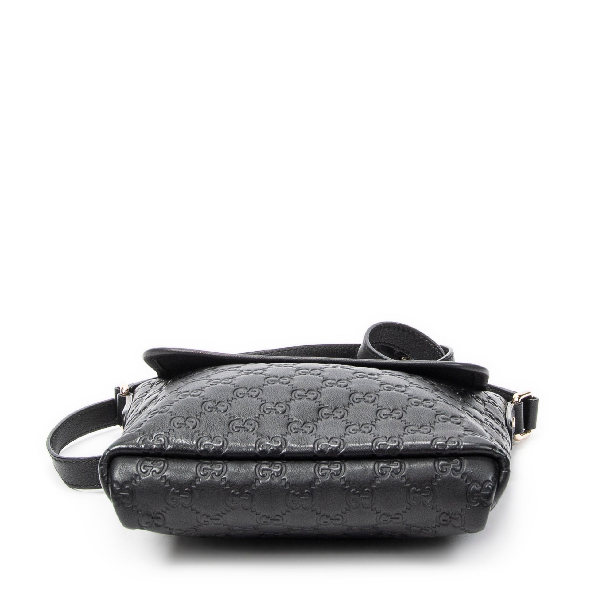 Shoulder Bag Small Flap Messenger Black Guccissima Leather