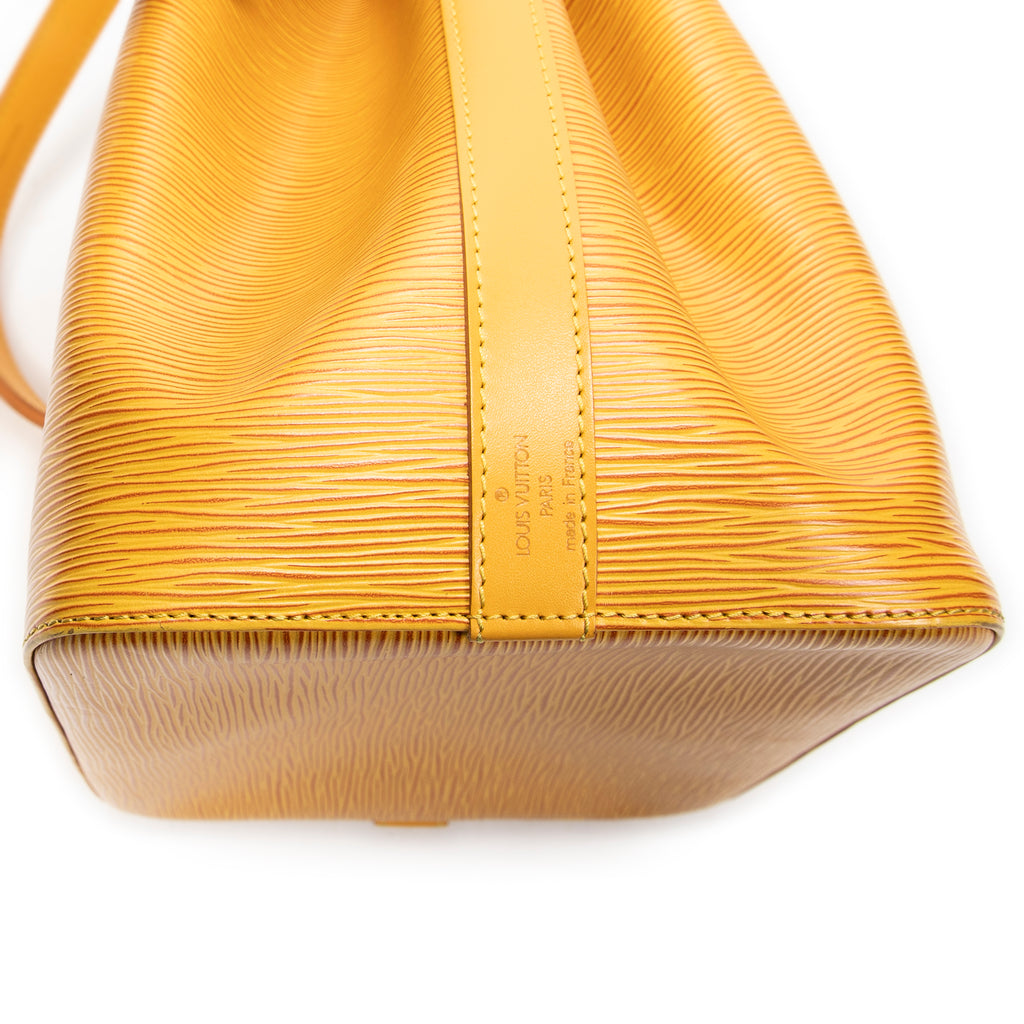 Shoulder Bag Noe PM Yellow Epi