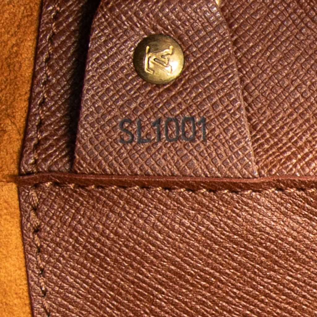 Bolso de hombro Musette de lona Monogram marrón
