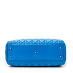 Bolso de Hombro Shopping Flexible Azul de Piel de Cordero Cannage