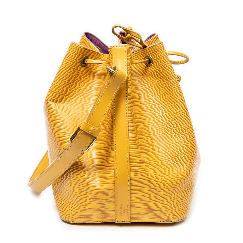 Bolso de hombro Noe PM Epi amarillo