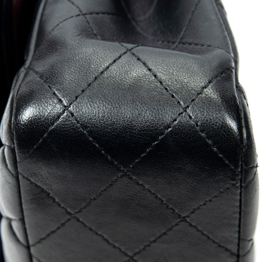 Shoulder Bag Classic Double Flap 26 Black Quilted Lambskin Leather