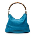 Bolso de hombro mediano Diana Bamboo Hobo en cuero de becerro granulado color turquesa