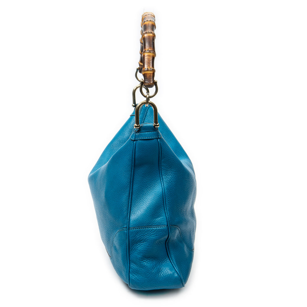Bolso de hombro mediano Diana Bamboo Hobo en cuero de becerro granulado color turquesa