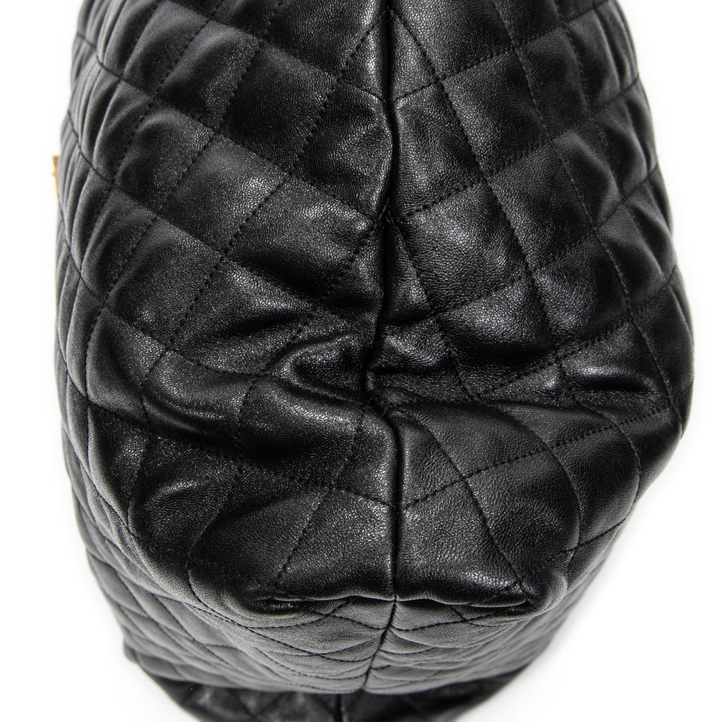 Shoulder Bag Icare Black Quilted Lambskin Leather
