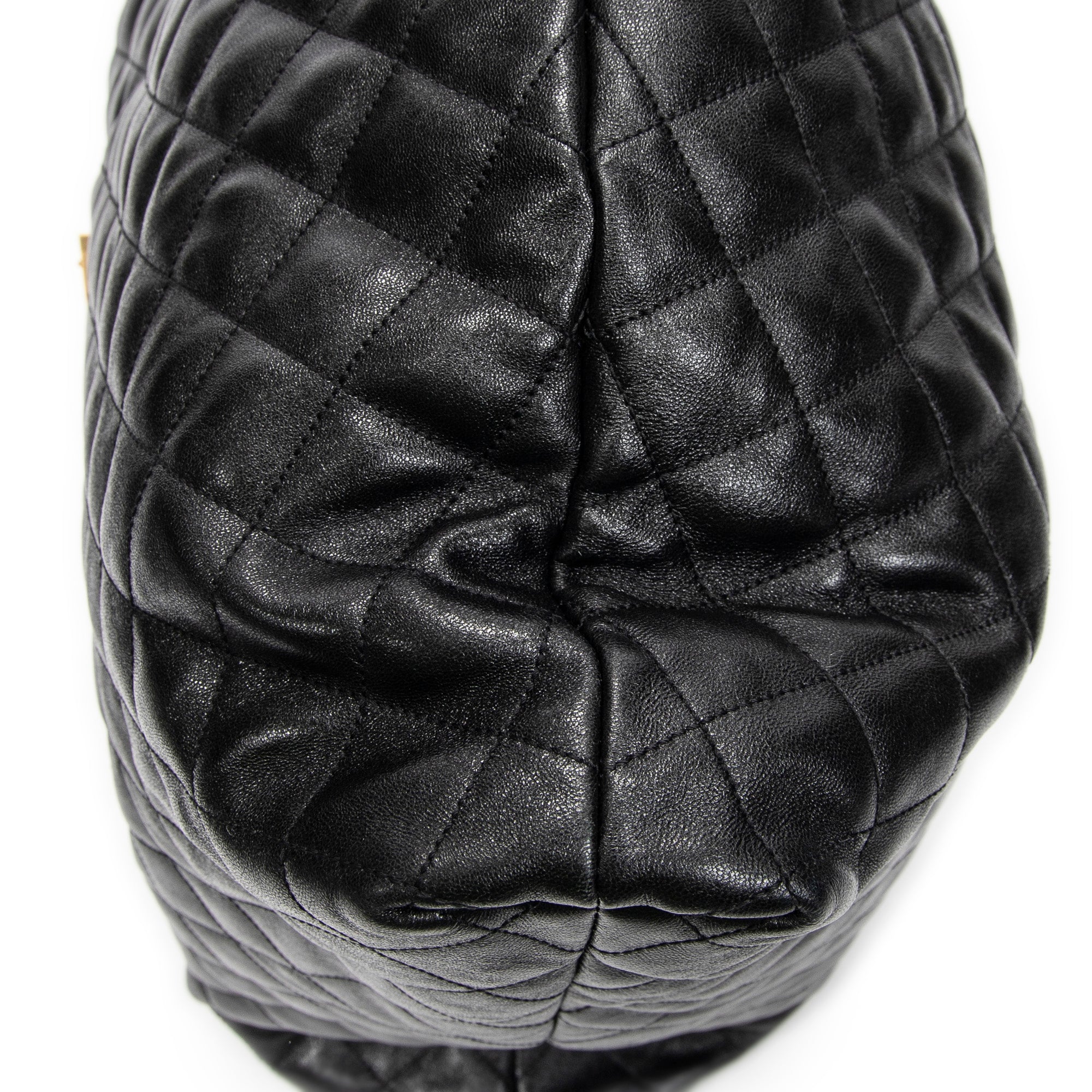 Shoulder Bag Icare Black Quilted Lambskin Leather
