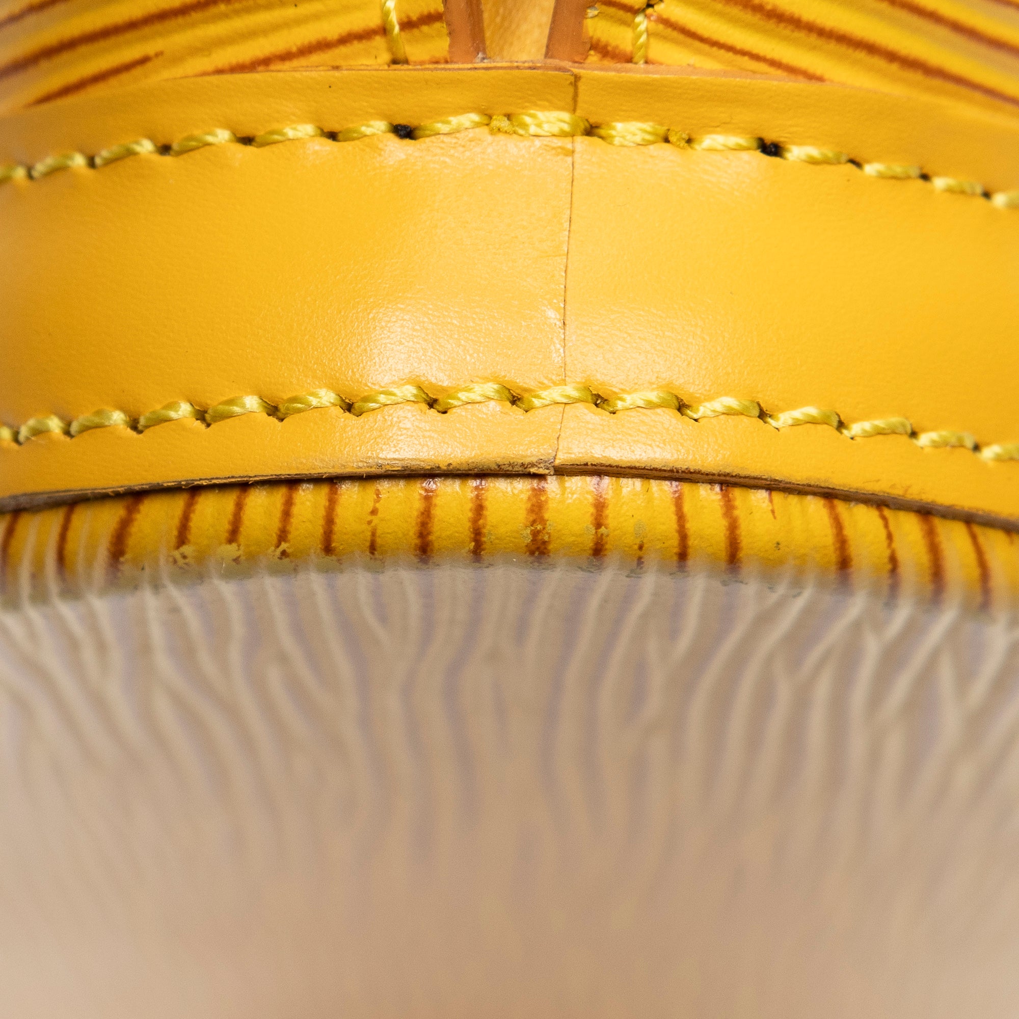 Louis Vuitton - St-Jacques - Jaune