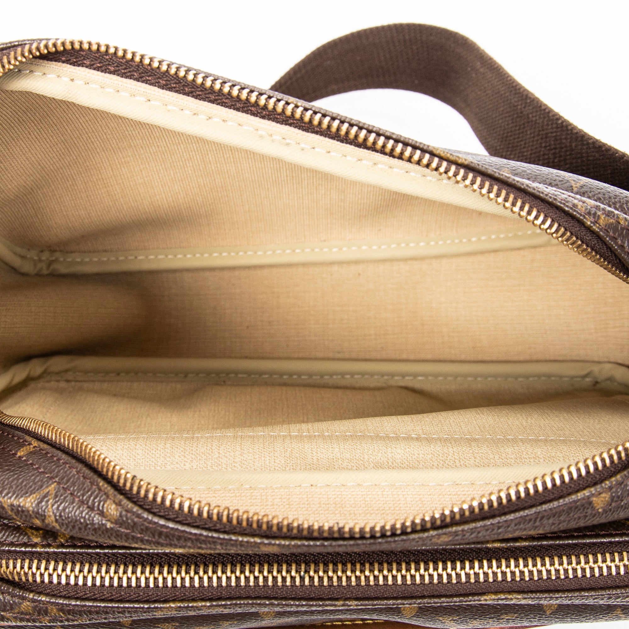Shoulder Bag Reporter PM Brown Monogram Canvas