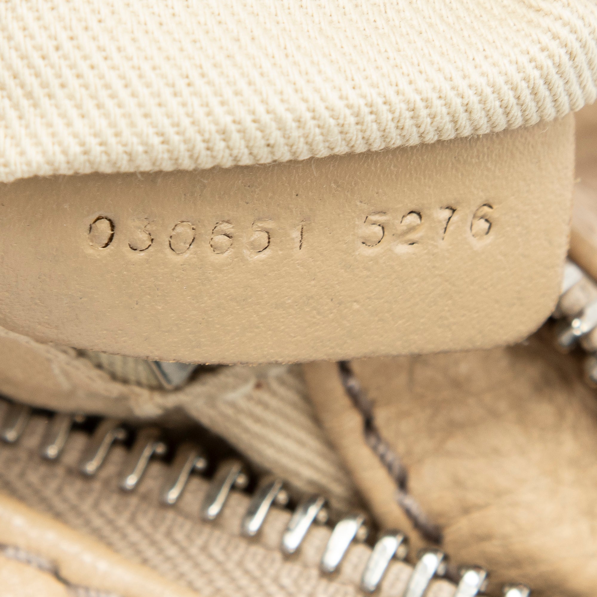 Bolso de Hombro Paddington Piel de Becerro Granulada Beige